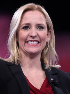 Leslie Rutledge