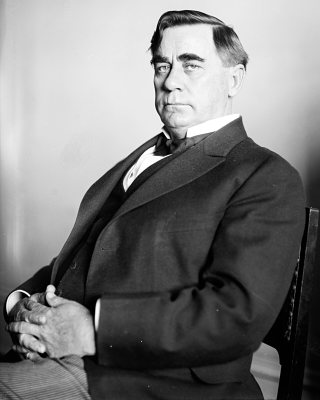Daniel E. Garrett