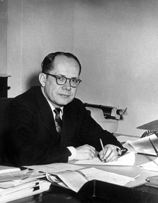 Fred Dutton
