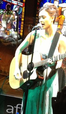 Dia Frampton