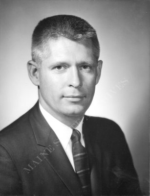 Kenneth M. Curtis