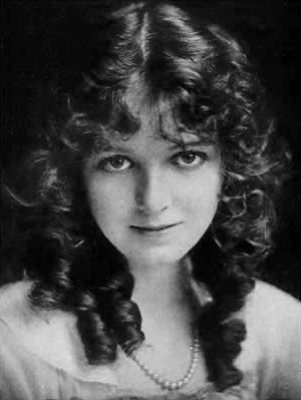Vivian Martin