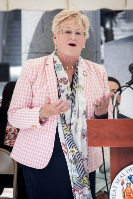 DiAnne Gove