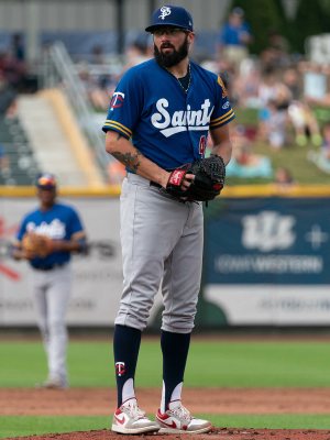 Devin Smeltzer