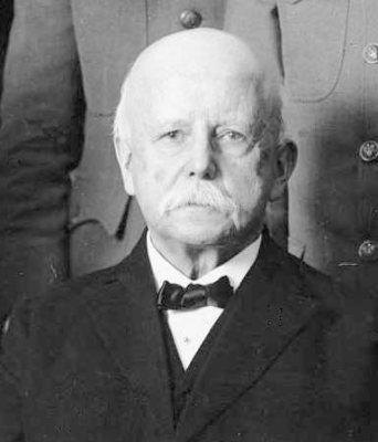 Thomas Corwin Mendenhall