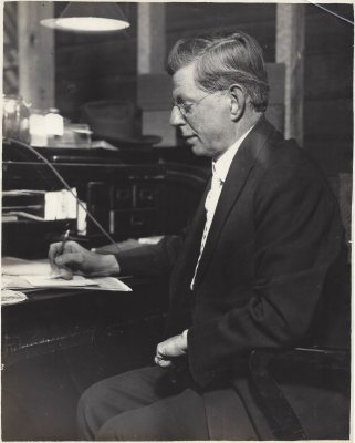 Frank E. Woods