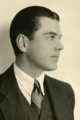 Donald Foster