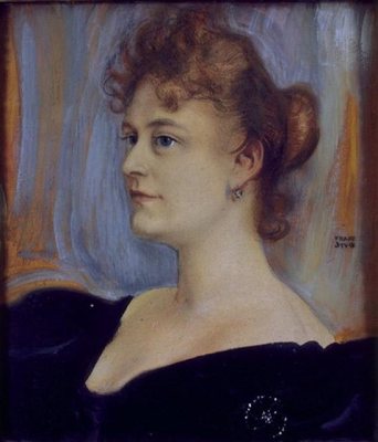 Lillian Sanderson
