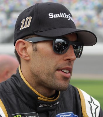 Aric Almirola