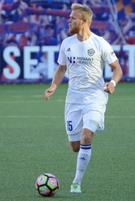Luke Waechter