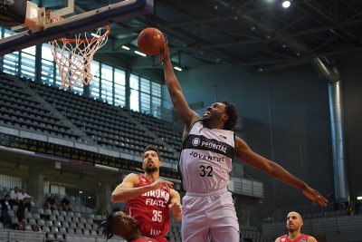 Chinanu Onuaku