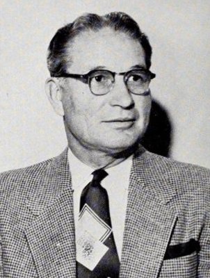 Everett Shelton