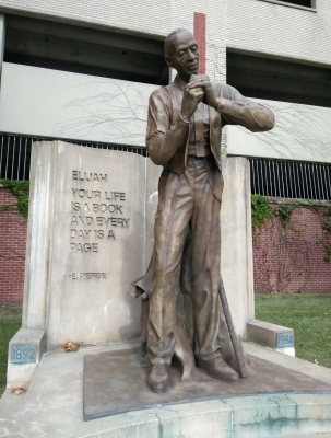 Elijah Pierce