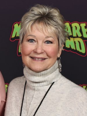 Dee Wallace