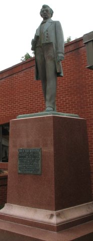 Atchison-statue