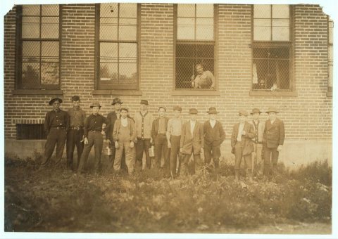 Group of Workers, Peters Shoe Co