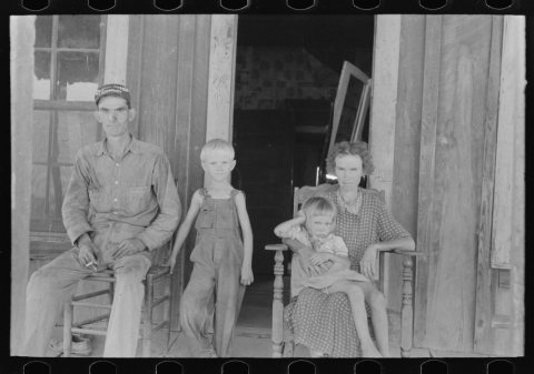 Family squatting on FSA property, Caruthersville, Missouri, 8a28776