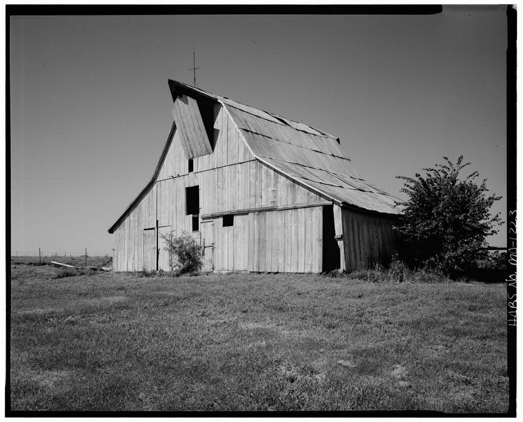 Reuben Ross Barn, Clinton County Line vicinity