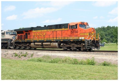 BNSF 5730 GE ES44AC