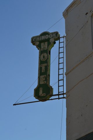Chinook Hotel