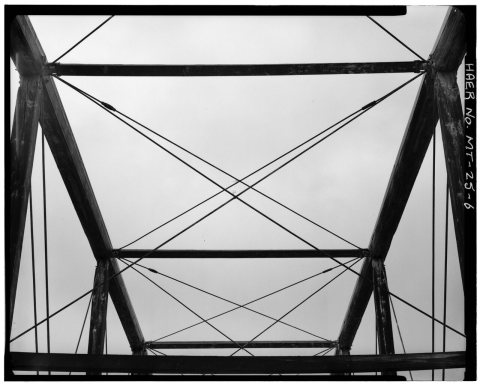 DETAIL VIEW OF TOP CHORD SHOWING LATERAL BRACING - Roundup Bridge, Spanning Musselshell River