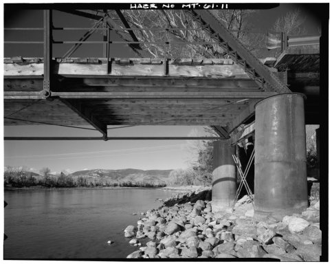 DETAIL OF FLOOR SYSTEM AND TUBULAR PIERS, FACING NORTH - Pine Creek Bridge, Spanning Yellowstone River 10 miles South o…