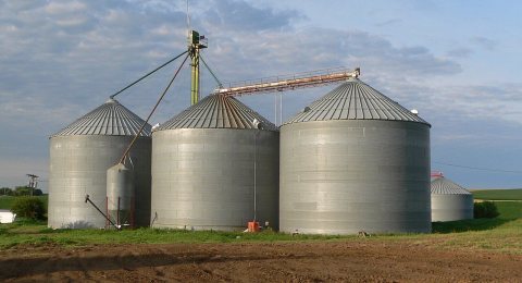 Sholes, Nebraska grain bins 1