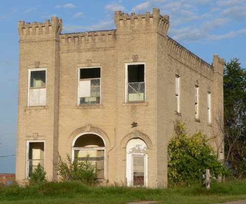 Sholes, Nebraska bank building