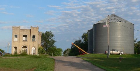 Sholes, Nebraska downtown