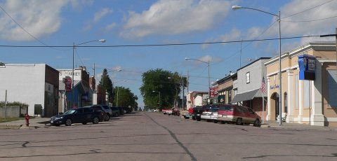 Lindsay, Nebraska Pine Street 2