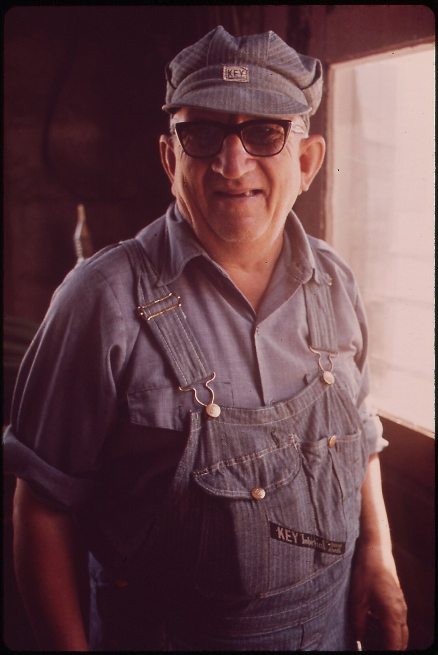 CITIZEN OF UTICA IN TOWN STORE