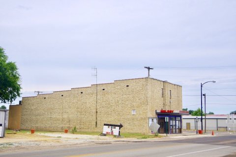 Leachville-Melody-Theater-ar