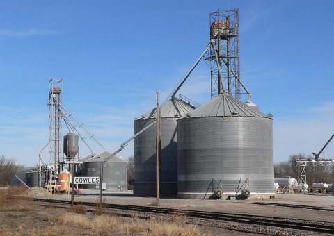 Cowles, Nebraska grain elevator 1