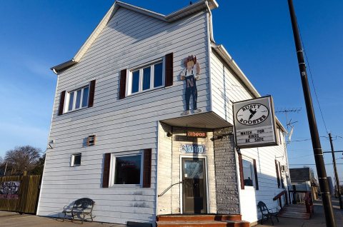 Rusty Rooster Bar