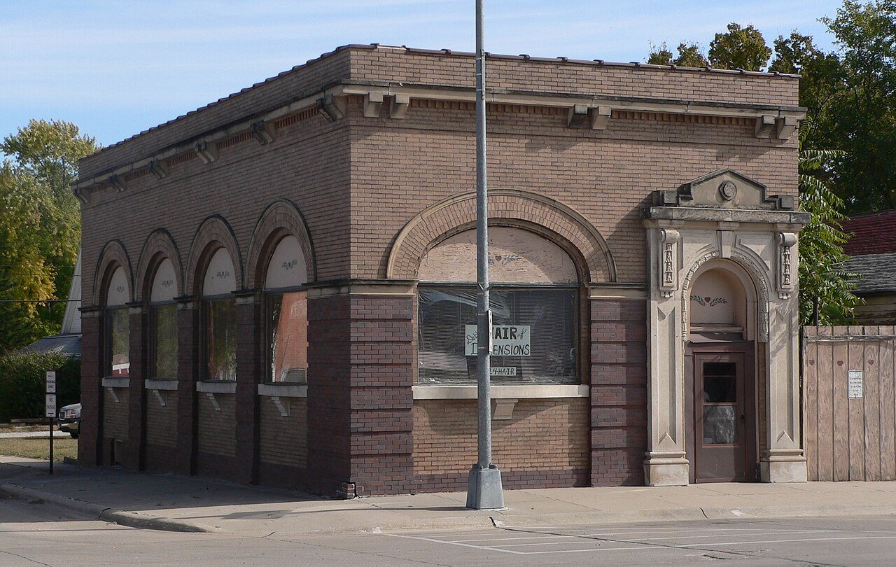 Edgar, Nebraska C Street 01 Hair Dimensions