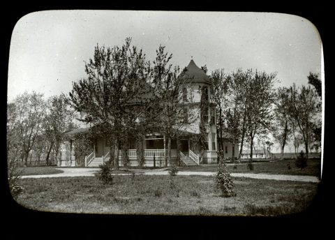 Pratt farmhouse