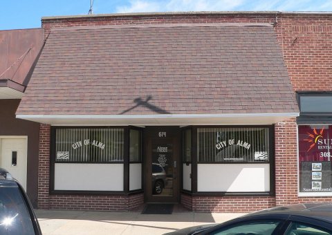 Alma, Nebraska city hall from S 1