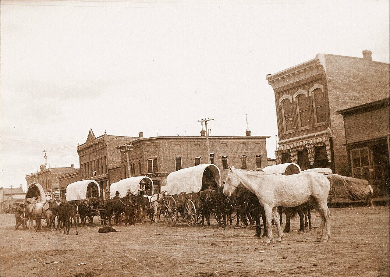 Covered wagons in
