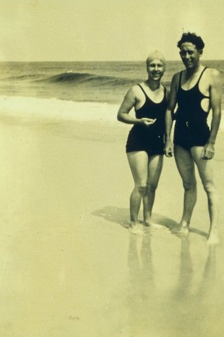 PortorsOnNewJerseyBeach1930