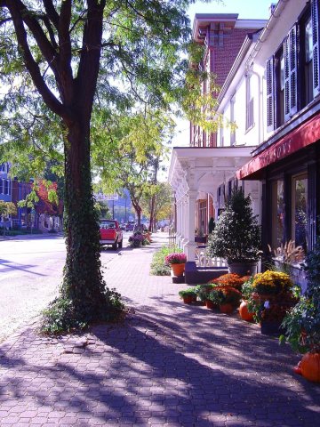 Delaware River Scenic Byway - Downtown Frenchtown Street