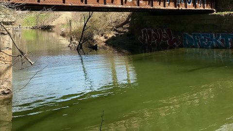 Hakihokake Creek