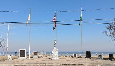 Union Beach, NJ war memorial