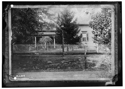 Day-Hamblen House, 142 Main Street