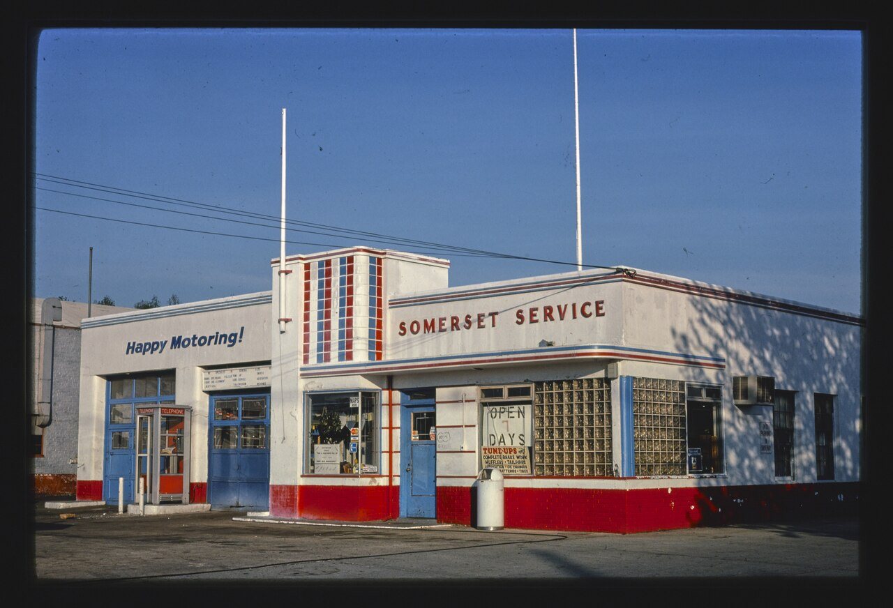 Somerset Service Station