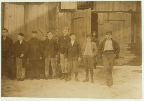 Noon hour. Moore Bros. Glass Co