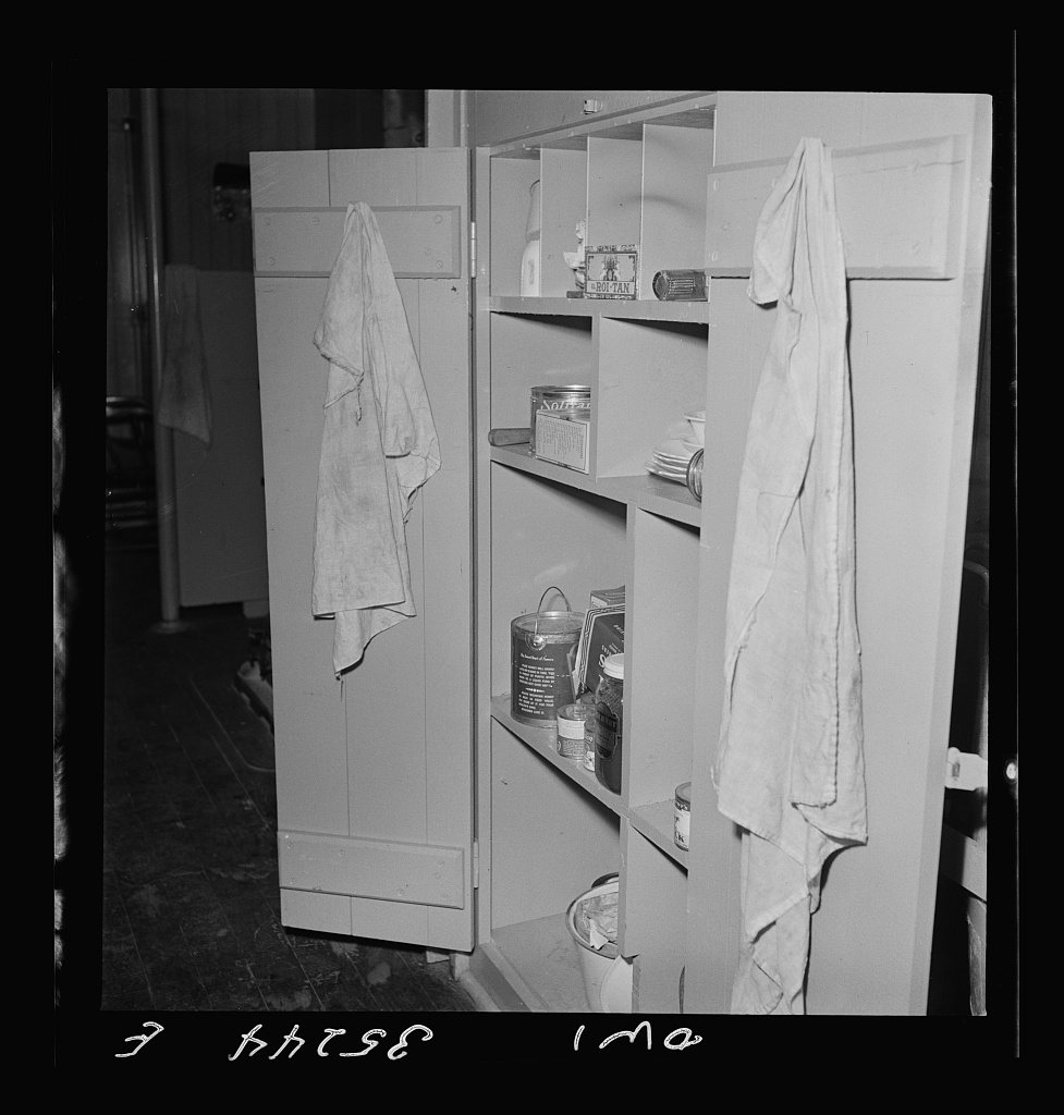 Clovis, New Mexico. Food cupboard in a new Atchison, Topeka and Santa Fe Railroad caboose