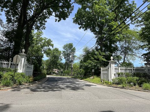 Gristmill Lane at Stonytown Road, Plandome Manor, NY June 14, 2022