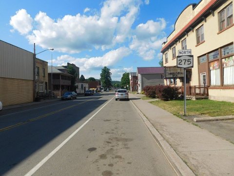 NY 275 in Bolivar - 2