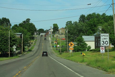 NY370 East