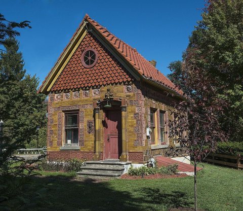 Alfred Terra Cotta House